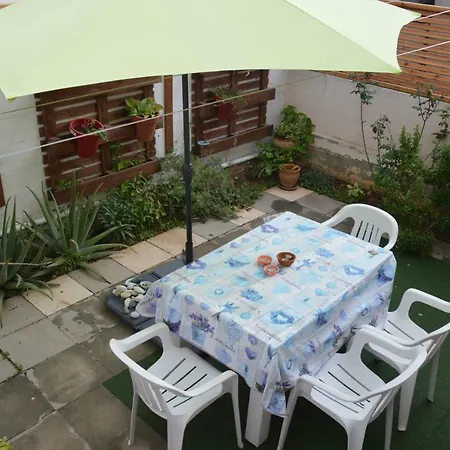 Dom wakacyjny Emilia Cosy House Larnaca